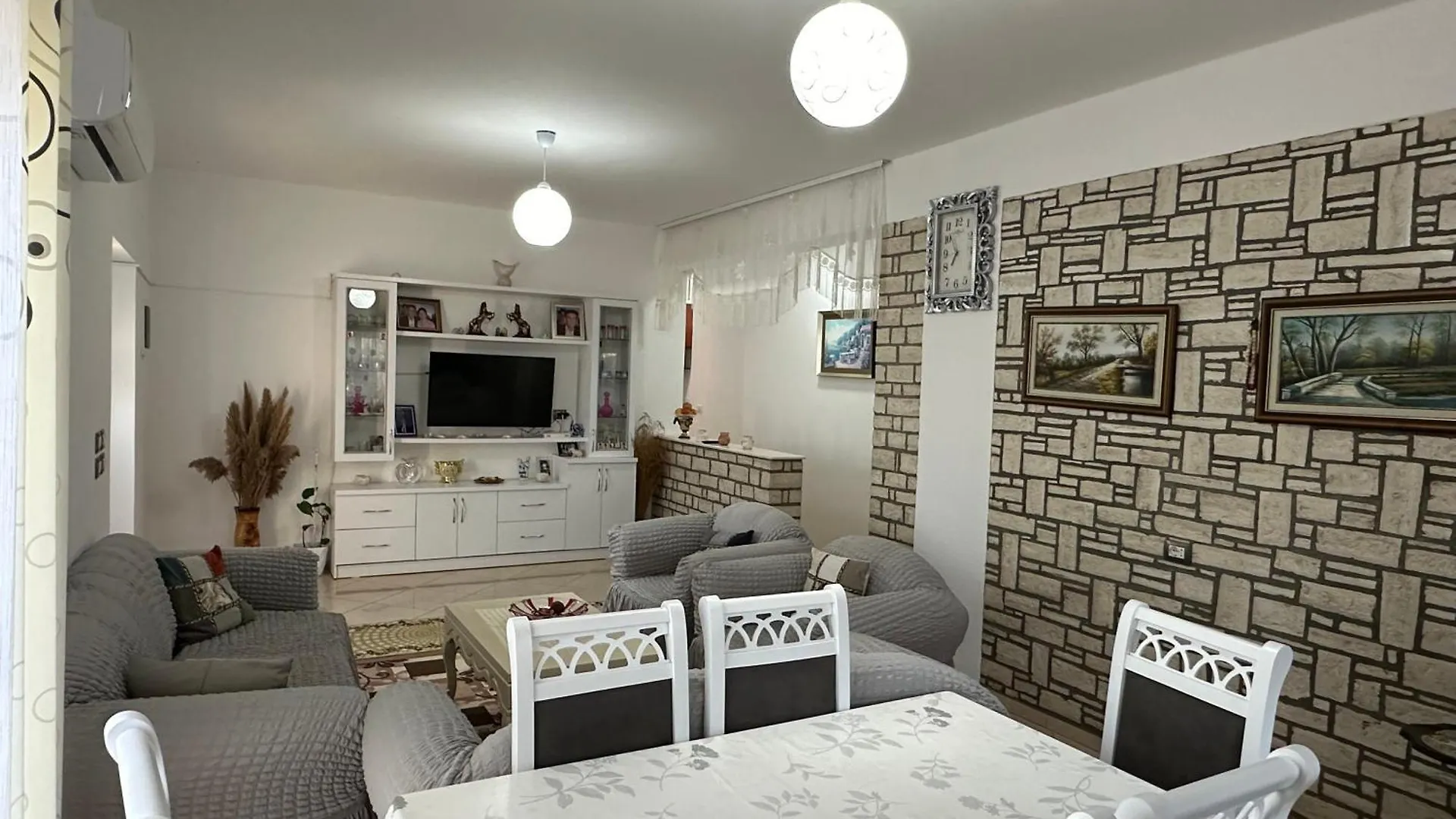 Luan Apartments Sarandë