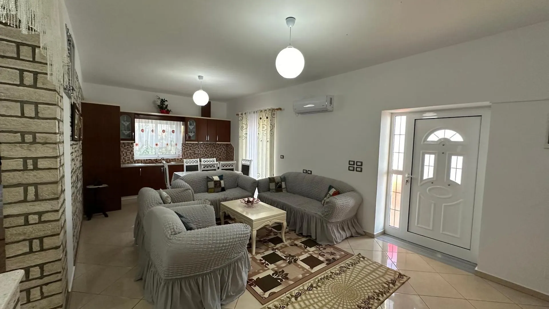 Luan Apartments Sarande